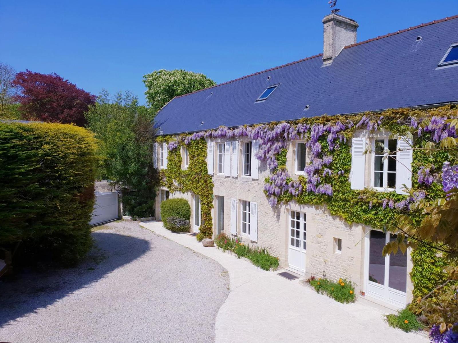 Liz'A Logis De Charme Vila Saint-Côme-de-Fresné Exterior foto
